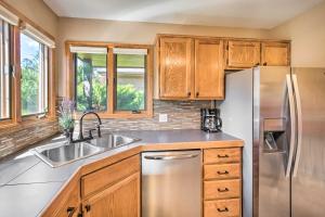 Fireplace and Mtn Views Estes Park Home with Deck!