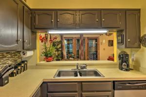 1 Block to Shore Family Condo in Myrtle Beach!