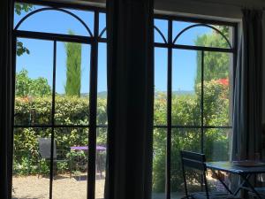 Maisons d'hotes Domaine La Condamine CRILLON LE BRAVE : photos des chambres