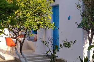 PERIVOLI 4-CHORA(5min away from the center by car) Naxos Greece