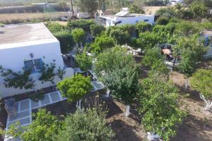 PERIVOLI 4-CHORA(5min away from the center by car) Naxos Greece