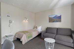 Aden Motel