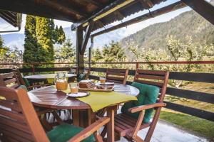 Turistična Kmetija Zgornji Zavratnik