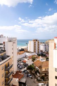 Appartement Luxueux 4 Pièces, terrasse 120M2 vue mer PRAIA DA ROCHA
