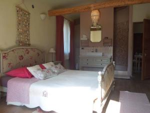 B&B / Chambres d'hotes La Chapelle Saint Gervais : photos des chambres