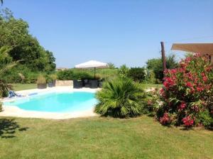 Villas Villa de 3 chambres avec piscine privee jardin clos et wifi a Saint Martin Lacaussade : photos des chambres