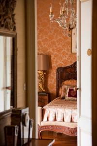 B&B / Chambres d'hotes Chateau Pape Clement : photos des chambres