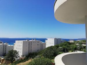 Sea view Apartment Reno wgarage