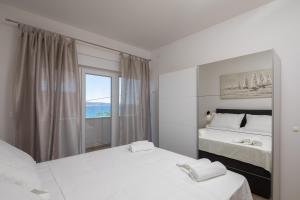 Apartments 20 meters from the beach