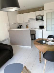 APPARTEMENT proche de la mer photo 9