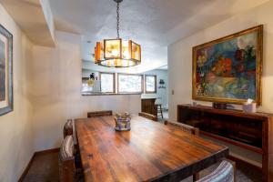 Meadow Creek Townhome by Vail Realty