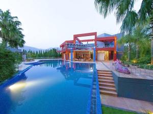 Villa with 4 bedrooms in Eretria with wonderful sea view private pool enclosed garden 100  Evia Greece