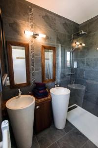 B&B / Chambres d'hotes Les Cuves - Saintes : photos des chambres