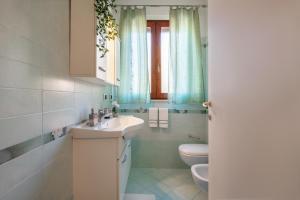 Casa Alice con ampio balcone e posto auto