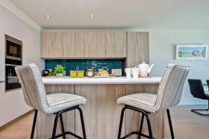 Fistral Two Bed Apartment in Pentire