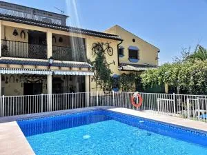 Elegant Villa in Palenciana with Pool - Encinas Reales