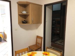 Appartement dans grande maison privé climatisé