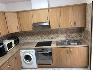 Appartement dans grande maison privé climatisé