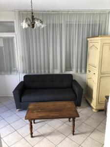 Appartement dans grande maison privé climatisé