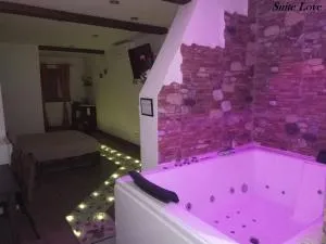 Suite Love Jacuzzi (Casas Toya) - Casa de Uceda
