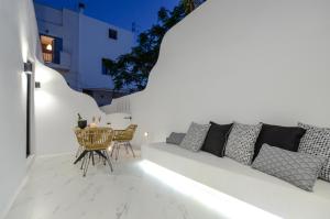 Diadema Apartments in the Town Naxos Greece