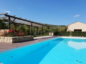 One bedroom appartement with shared pool and wifi at Montalto delle Marche