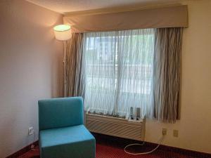 King Room - Non-Smoking room in Motel 6 Elkhart