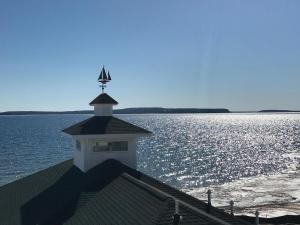 Breakers Resort - Lakeside