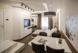 SACHER APARTMENTS - 索科矿泉村