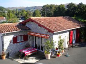 Maison de 2 chambres avec jardin clos a Saint Esteben