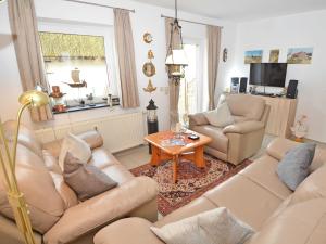 Ferienhaus Lobbe - WG 02 über zwei Etagen, strandnah