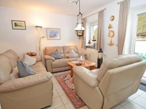 Ferienhaus Lobbe - WG 02 über zwei Etagen, strandnah