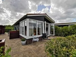 Wuivend Riet gelegen op Resort Venetie - Noordeinde