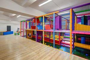 Apartament 12B Niebieskie Apartamenty z basenem krytym, odkrytym, salą zabaw, animacjami