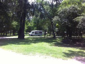 Campings Camping en Ardeche Le Lion : Emplacement Vide pour Tente ou Caravane