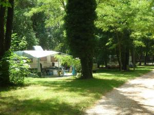 Campings Camping en Ardeche Le Lion : photos des chambres