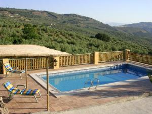 obrázek - 2 bedrooms house with private pool enclosed garden and wifi at Montefrio