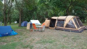 Campings Camping en Ardeche Le Lion : photos des chambres