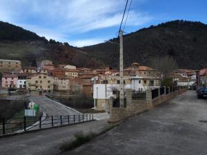 House With 4 Bedrooms in Noguera de Albarracín, With Wonderful Mountain View