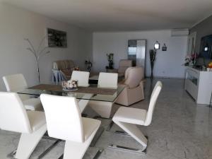 Appartements Appartement triangle d'or Saint Raphael : photos des chambres