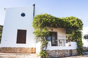 Charming house in Estepa with shared pool.
