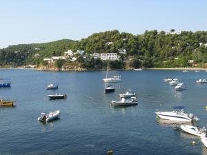 Cape Kanapitsa Hotel & Suites Skiathos Greece