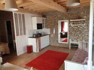 Le Grand Cèdre Spa et sauna intérieur piscine