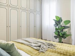 San Marco Square with Canal View by Wonderful Italy