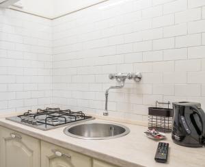 San Marco Square with Canal View by Wonderful Italy