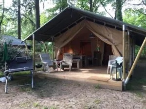 Dordogne Tente safari Champs Romain - Montechaboulet