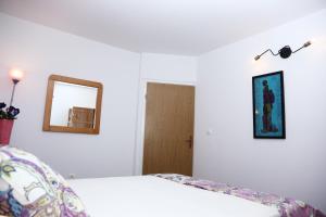 Tanya-Apartments and Rooms 