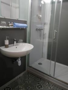 B&B / Chambres d'hotes la ferme du crie : Chambre Double Deluxe avec Douche