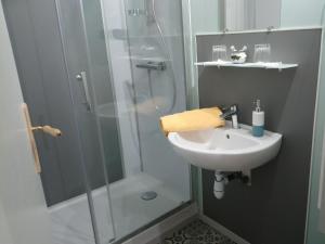 B&B / Chambres d'hotes la ferme du crie : Chambre Triple avec Salle de Bains Privative