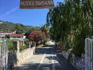 Hotel Suzanna Skiathos Greece